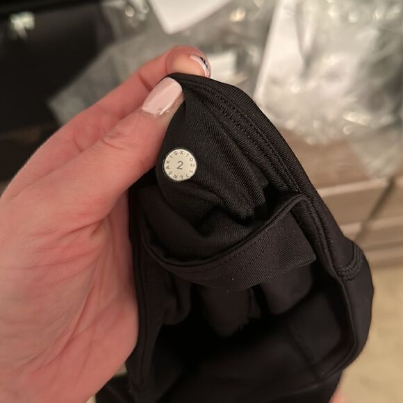 Lululemon Black 25” luxtreme like legging 2 - Picture 7 of 7